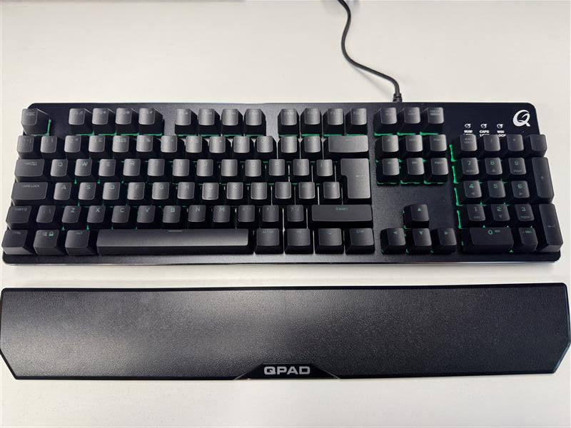 QPAD MK-40 Pro Gaming Mechanical Keyboard